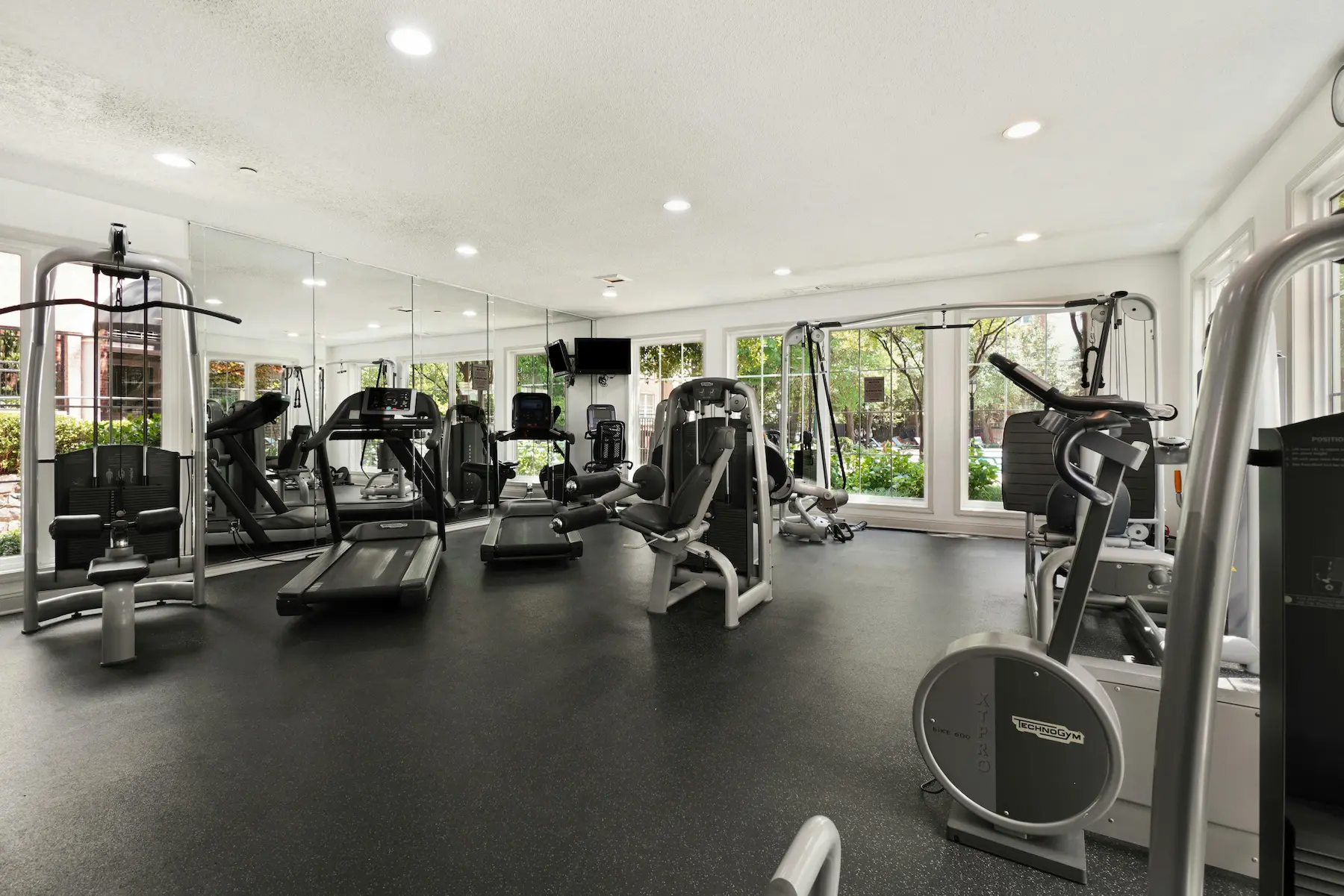 Hotel Wellness Room Equipment Case Notes